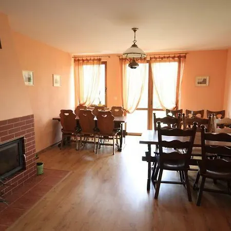 Karpnicka Struga W Dolinie Palacow I Ogrodow منزل للإقامة