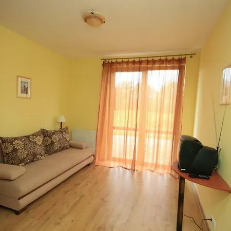 Karpnicka Struga W Dolinie Palacow I Ogrodow * يلينيا غورا