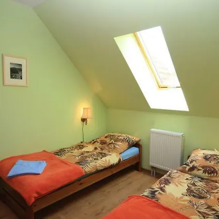 منزل للإقامة Karpnicka Struga W Dolinie Palacow I Ogrodow يلينيا غورا