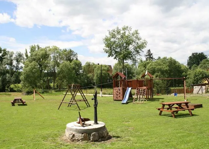 Karpnicka Struga W Dolinie Palacow I Ogrodow Privatunterkunft *