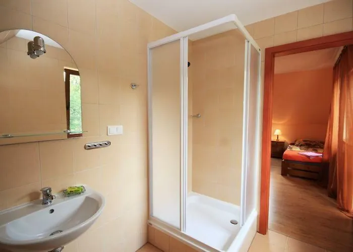 Karpnicka Struga W Dolinie Palacow I Ogrodow Privatunterkunft *